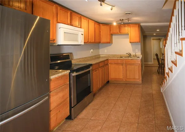 $135,000 | 741 Regina Avenue, St. Louis, MO 63125