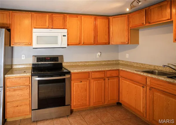 $135,000 | 741 Regina Avenue, St. Louis, MO 63125