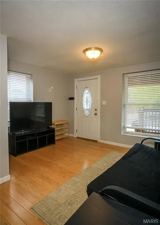 $135,000 | 741 Regina Avenue, St. Louis, MO 63125