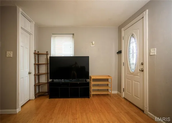 $135,000 | 741 Regina Avenue, St. Louis, MO 63125