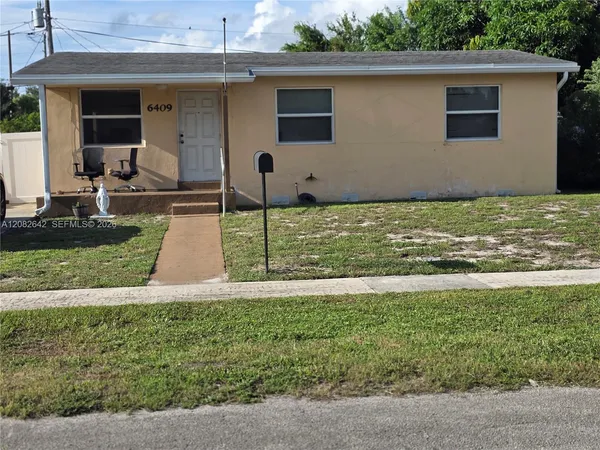 $420,000 | 6409 Franklin Street, Hollywood, FL 33024