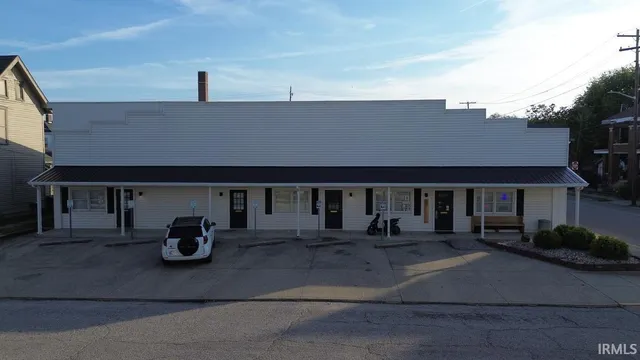 $329,900 | 638 Broadway Street, Vincennes, IN 47591