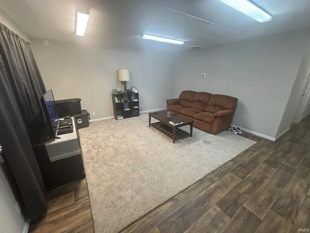 $329,900 | 638 Broadway Street, Vincennes, IN 47591