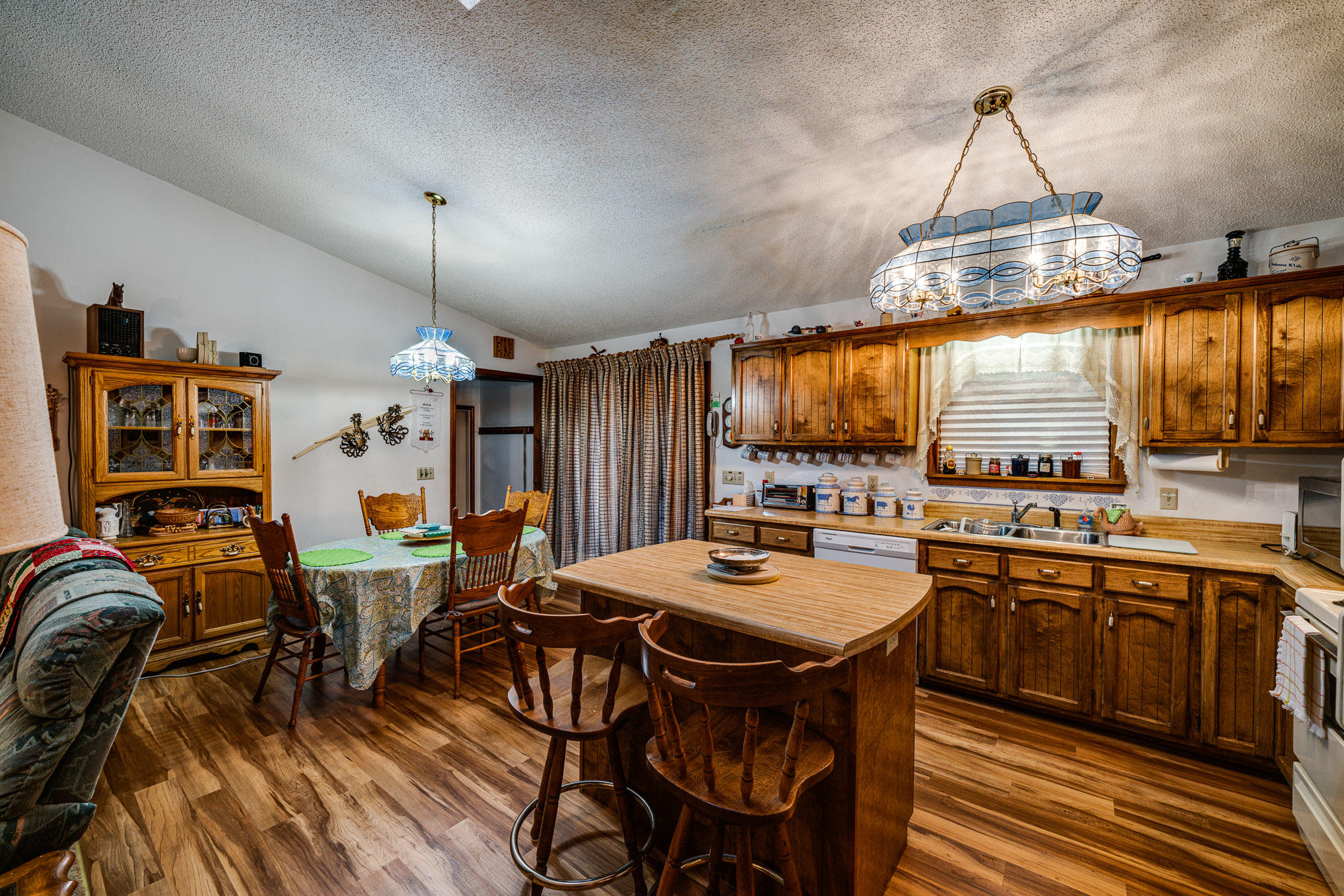 1128 Arrowhead Road Monterey, TN 38574 - Photo 5 of 32 Kitchen-3