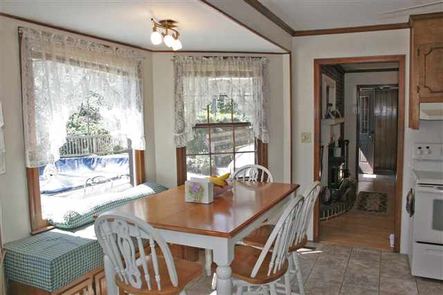 201 Old Mill Road Taylors, SC 29687 - Photo 9 of 24 Gallery Image 9