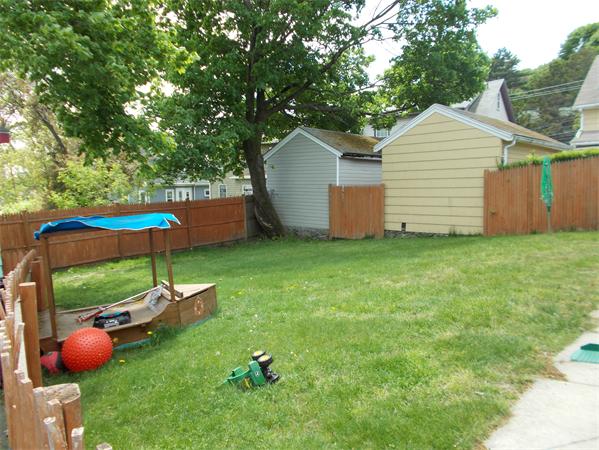 78 Carter Road Lynn, MA 01904 - Photo 3 of 13 Gallery Image 3