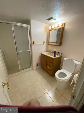 $675,000 | 12511 Glenbrooke Woods Drive, Herndon, VA 20171