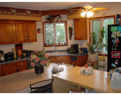 2589 Elgro Road Gibsonia, PA 15044 - Photo 9 of 10 Kitchen.