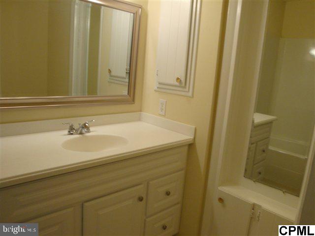 532 Lopax Road Harrisburg, PA 17112 - Photo 9 of 12 Gallery Image 9