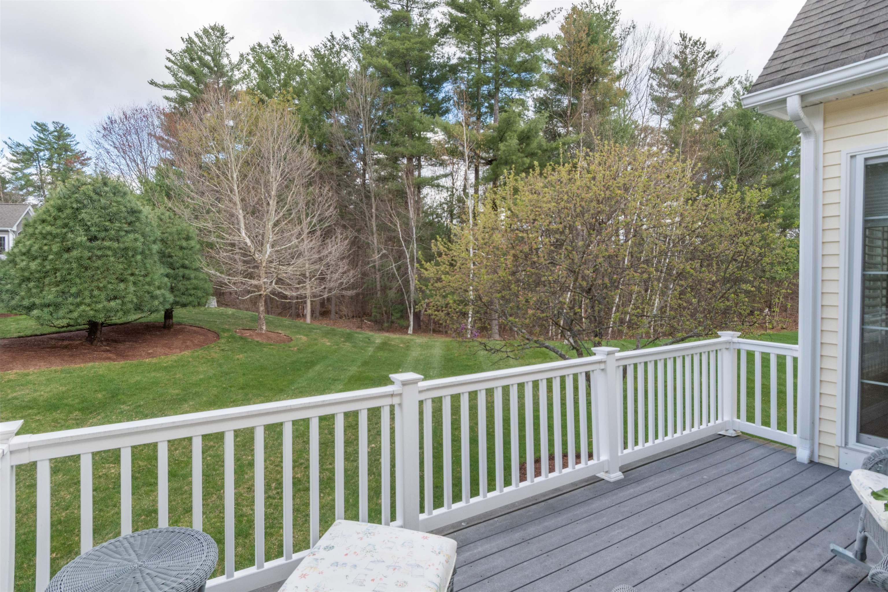 2 Elmwood Way Amherst, NH 03031 - Photo 34 of 39