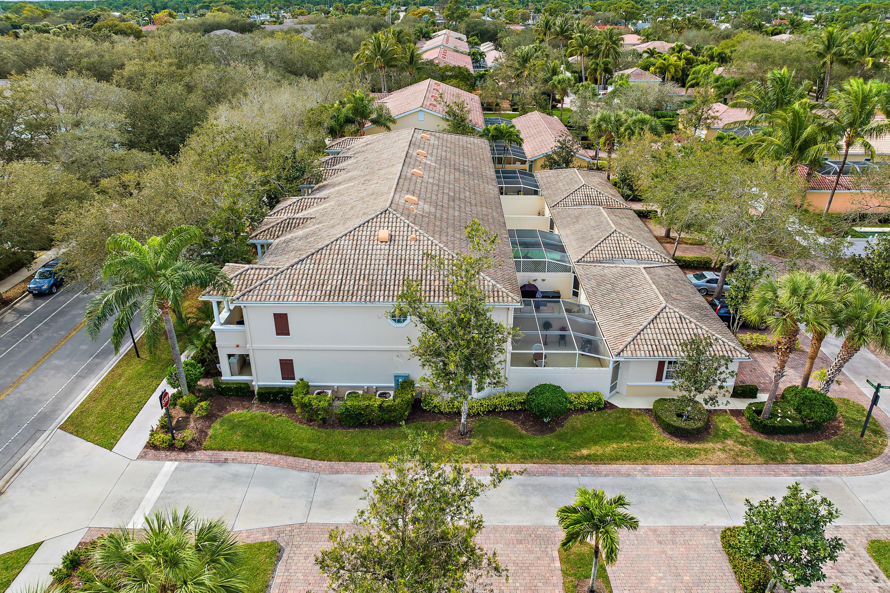 1861 Frederick Small Road Jupiter, FL 33458 - Photo 35 of 49 Property Side View