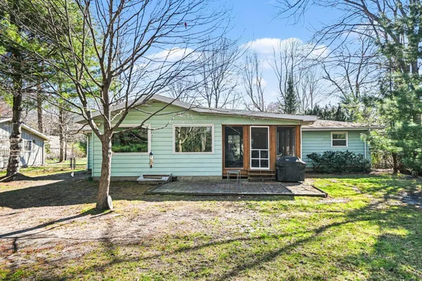 $640,000 | 15972 Prusa Road, Union Pier, MI 49129