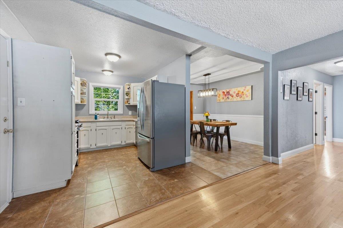 12139 Rough And Ready Highway Grass Valley, CA 95945 - Photo 11 of 44
