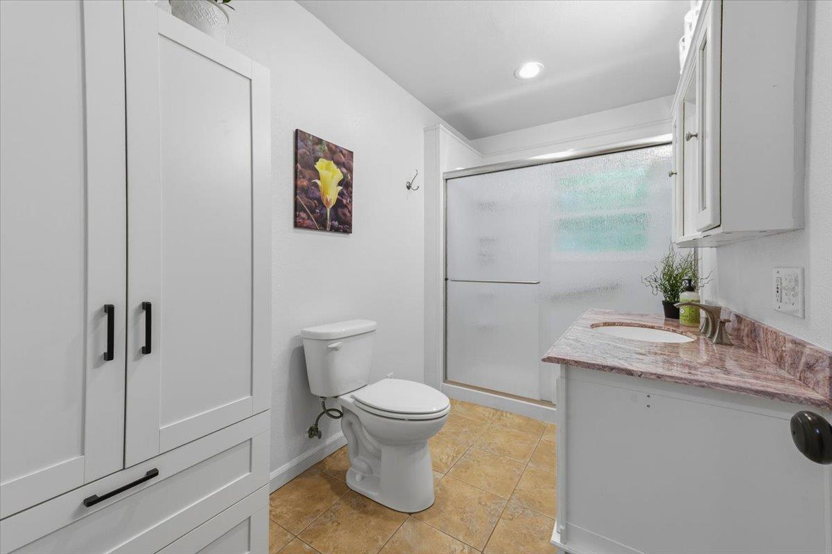 12139 Rough And Ready Highway Grass Valley, CA 95945 - Photo 22 of 44