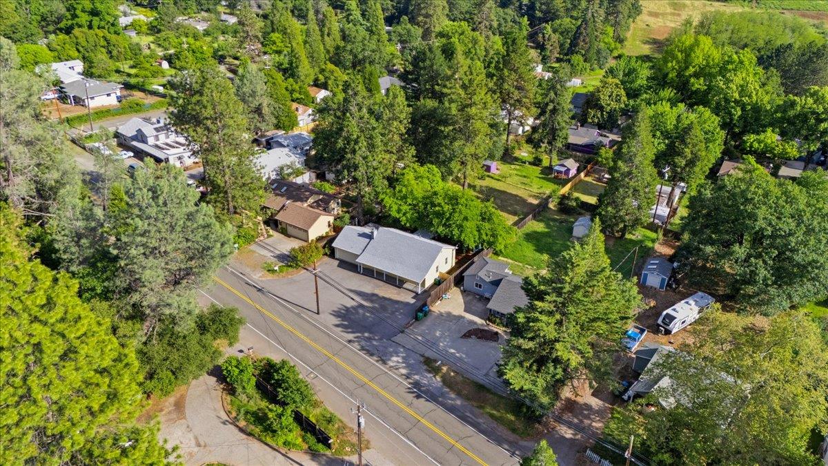 12139 Rough And Ready Highway Grass Valley, CA 95945 - Photo 37 of 44