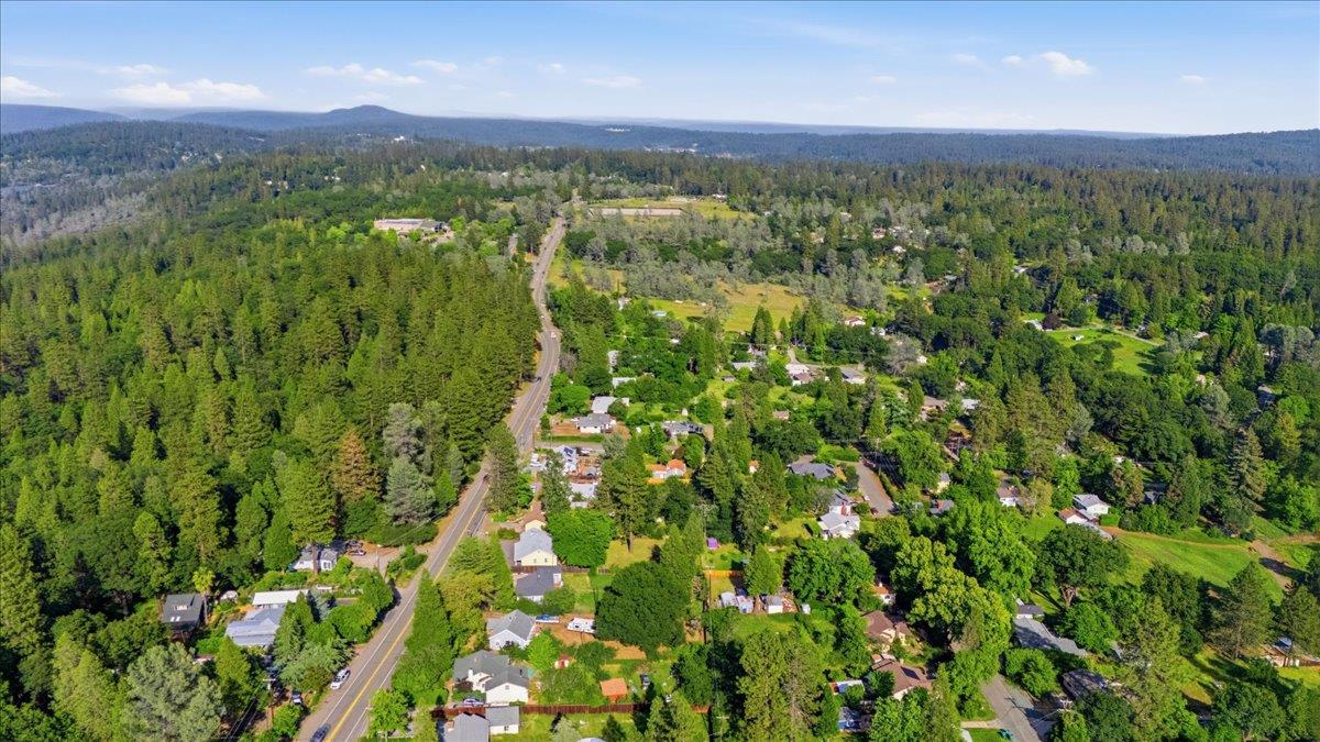 12139 Rough And Ready Highway Grass Valley, CA 95945 - Photo 40 of 44
