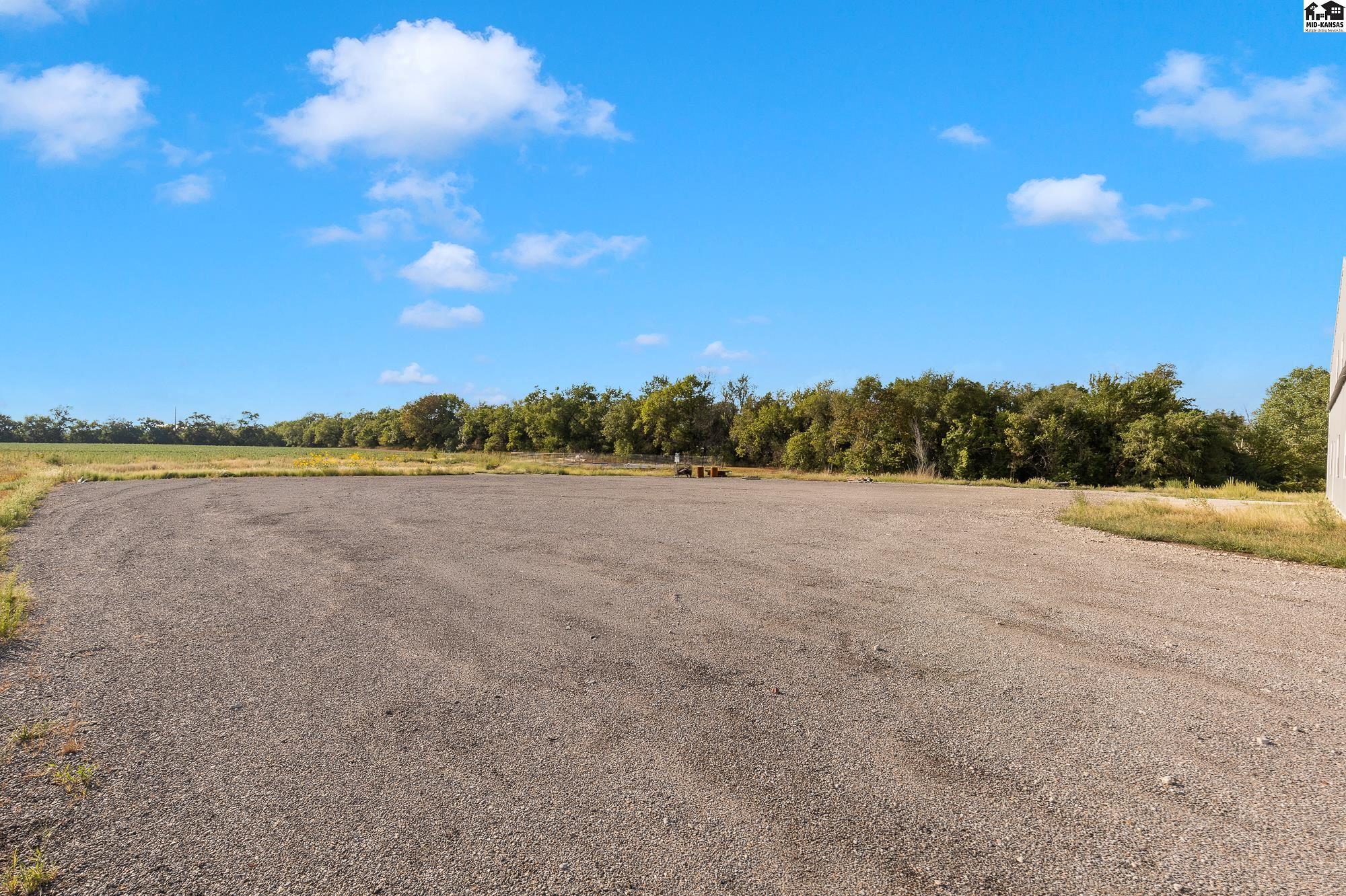 2939 North Halstead Road Halstead, KS 67056 - Photo 50 of 50 Gallery Image 50