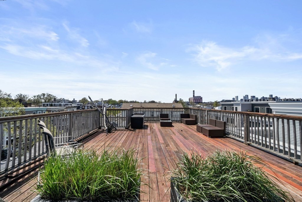 41 Farragut Road, Unit 2 Boston, MA 02127 - Photo 19 of 24 Gallery Image 19