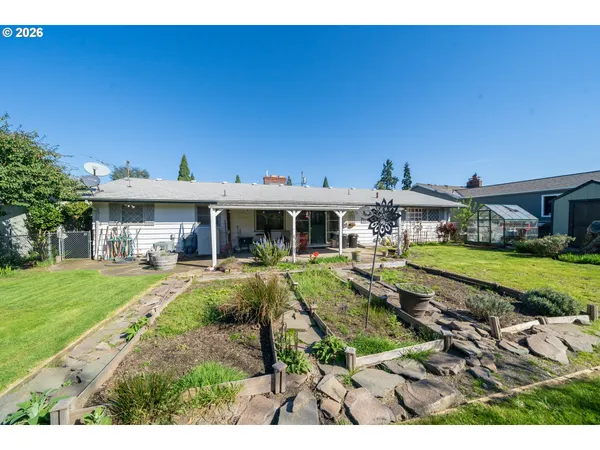 $429,900 | 850 Empire Street Northwest, Salem, OR 97304