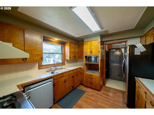 $429,900 | 850 Empire Street Northwest, Salem, OR 97304