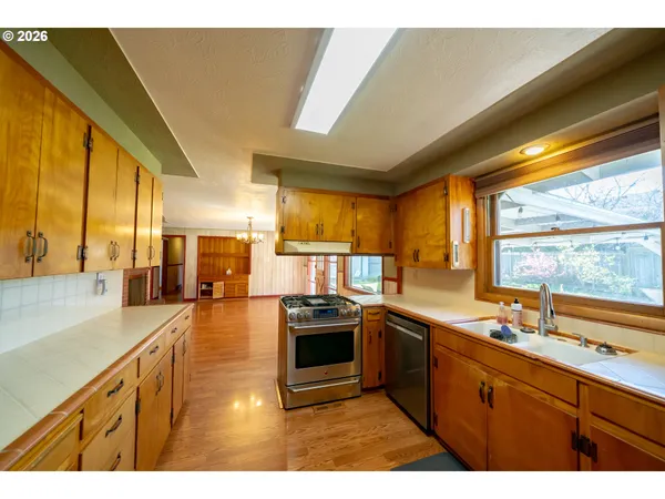 $429,900 | 850 Empire Street Northwest, Salem, OR 97304