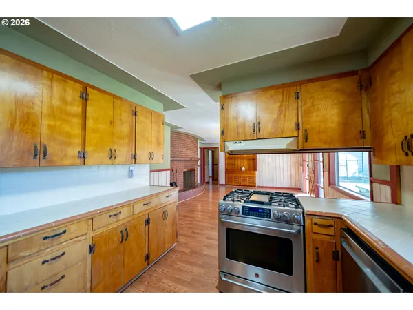 $429,900 | 850 Empire Street Northwest, Salem, OR 97304