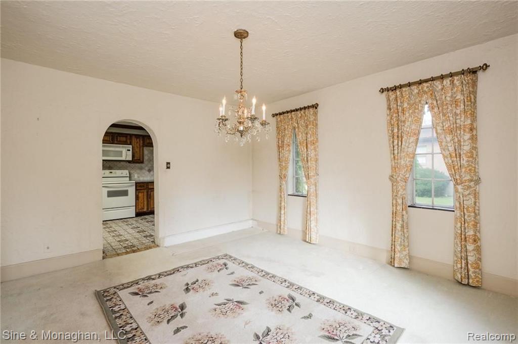 561 Middlesex Road Grosse Pointe Park, MI 48230 - Photo 16 of 53