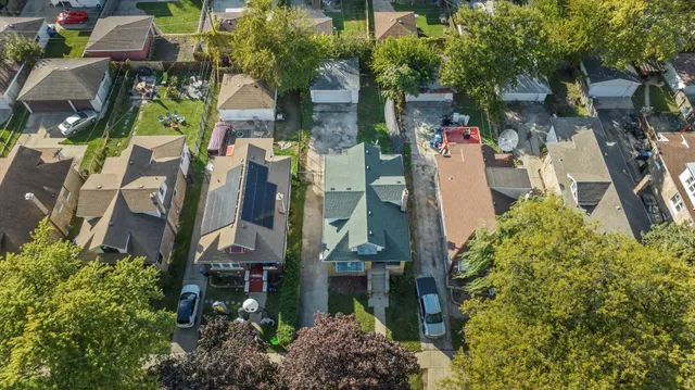 $170,000 | 1430 South 10th Avenue, Maywood, IL 60153