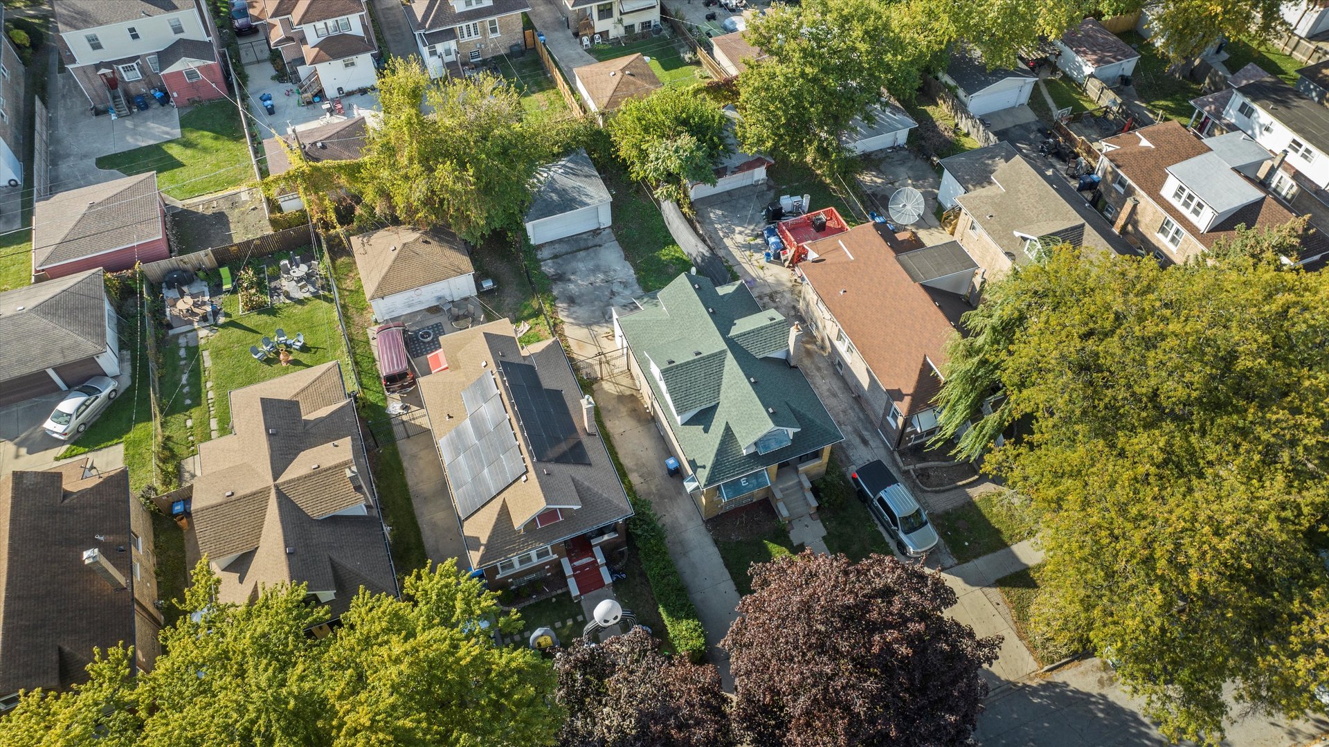 1430 South 10th Avenue Maywood, IL 60153 - Photo 22 of 29 an aerial view of residential houses with outdoor space