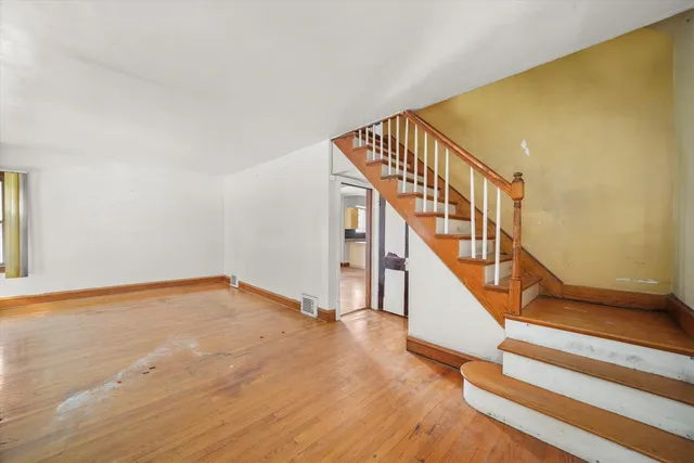 $170,000 | 1430 South 10th Avenue, Maywood, IL 60153