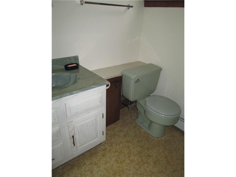556 Gore Road Otisfield, ME 04270 - Photo 18 of 27 Bathroom.