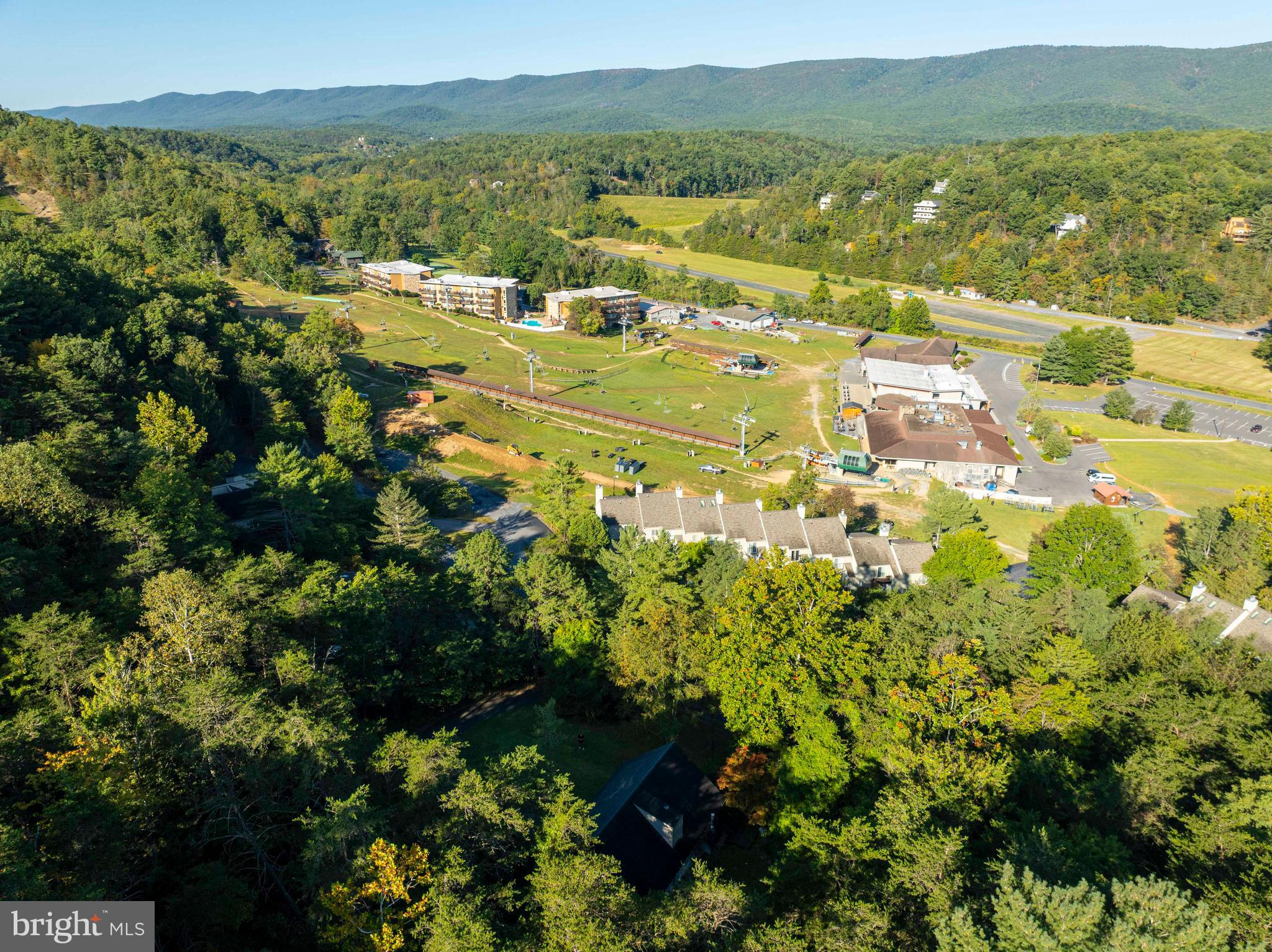 125 Fritzel Way Basye, VA 22842 - Photo 7 of 72 a view of a city