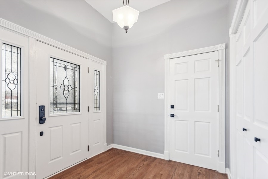 7309 Bunker Road Darien, IL 60561 - Photo 4 of 33 Gallery Image 4