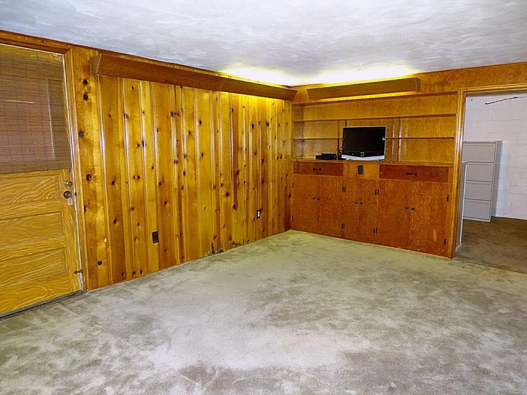 4826 Girard Road Pittsburgh, PA 15227 - Photo 22 of 25 Lower Level Game Room