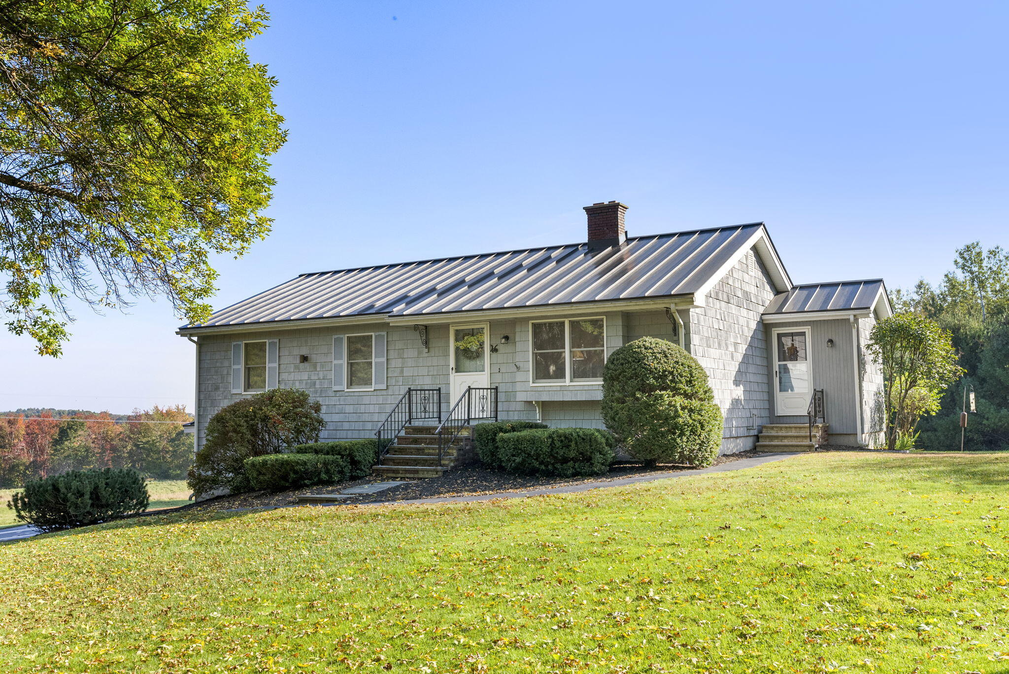 46 Ferry Road Lewiston, ME 04240 - Photo 1 of 44 1-web-or-mls-DSC04642