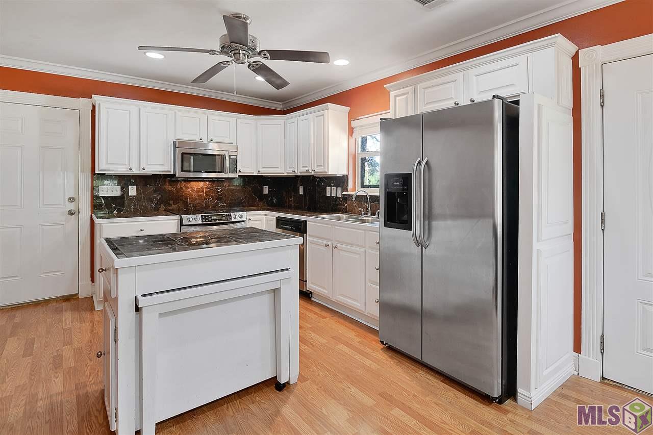 14380 Peairs Road Zachary, LA 70791 - Photo 4 of 10 Gallery Image 4