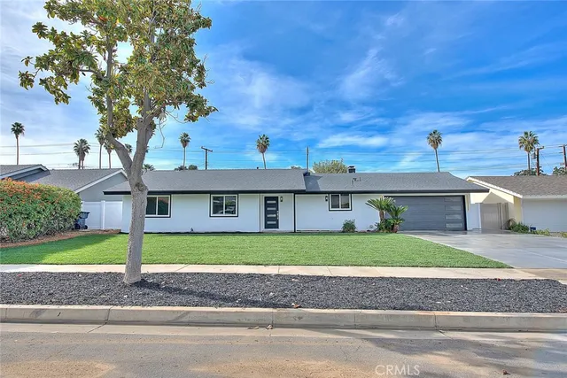 $745,000 | 920 Coronado Drive, Redlands, CA 92374