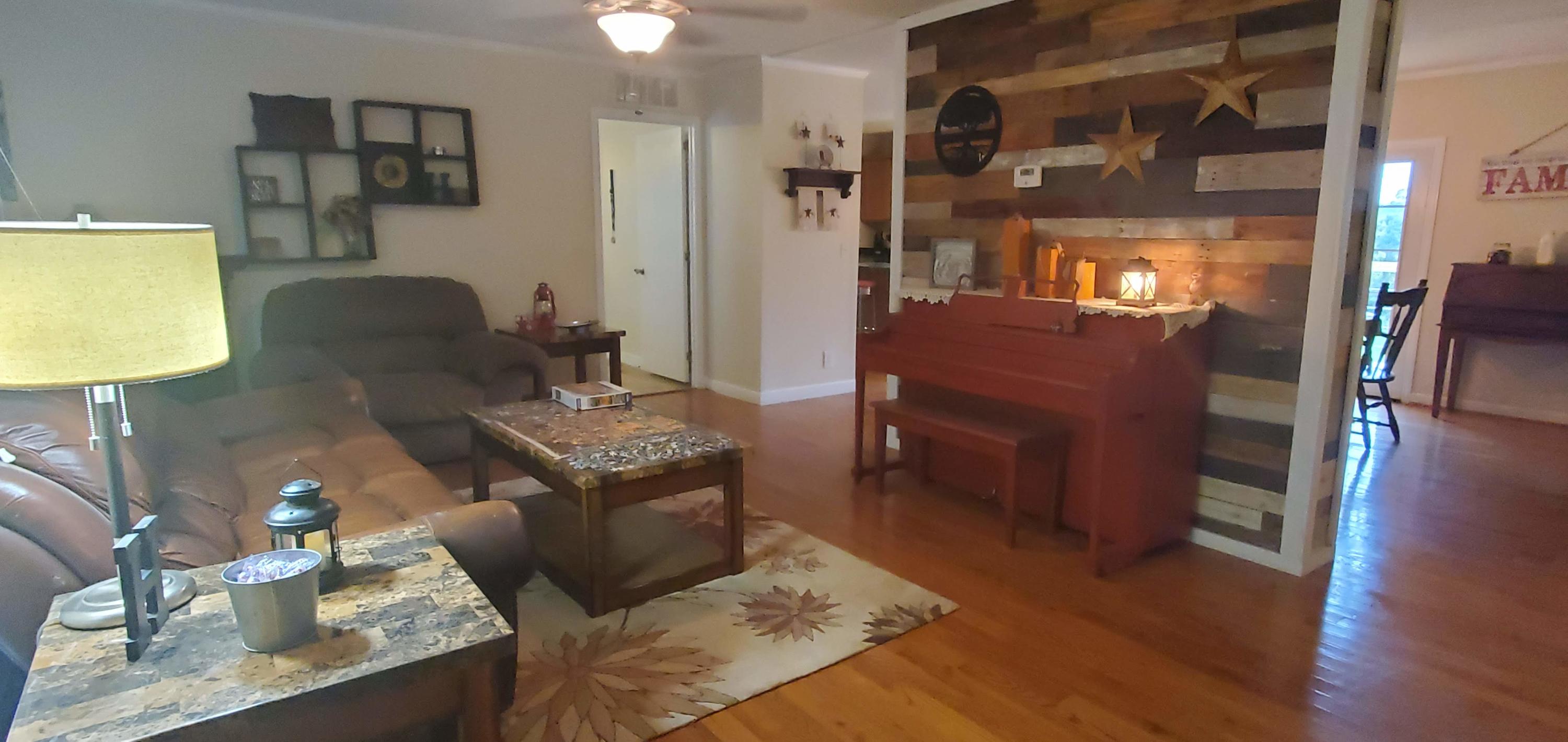 160 Northridge Road Hardy, VA 24101 - Photo 3 of 42 a living room with furniture and a table