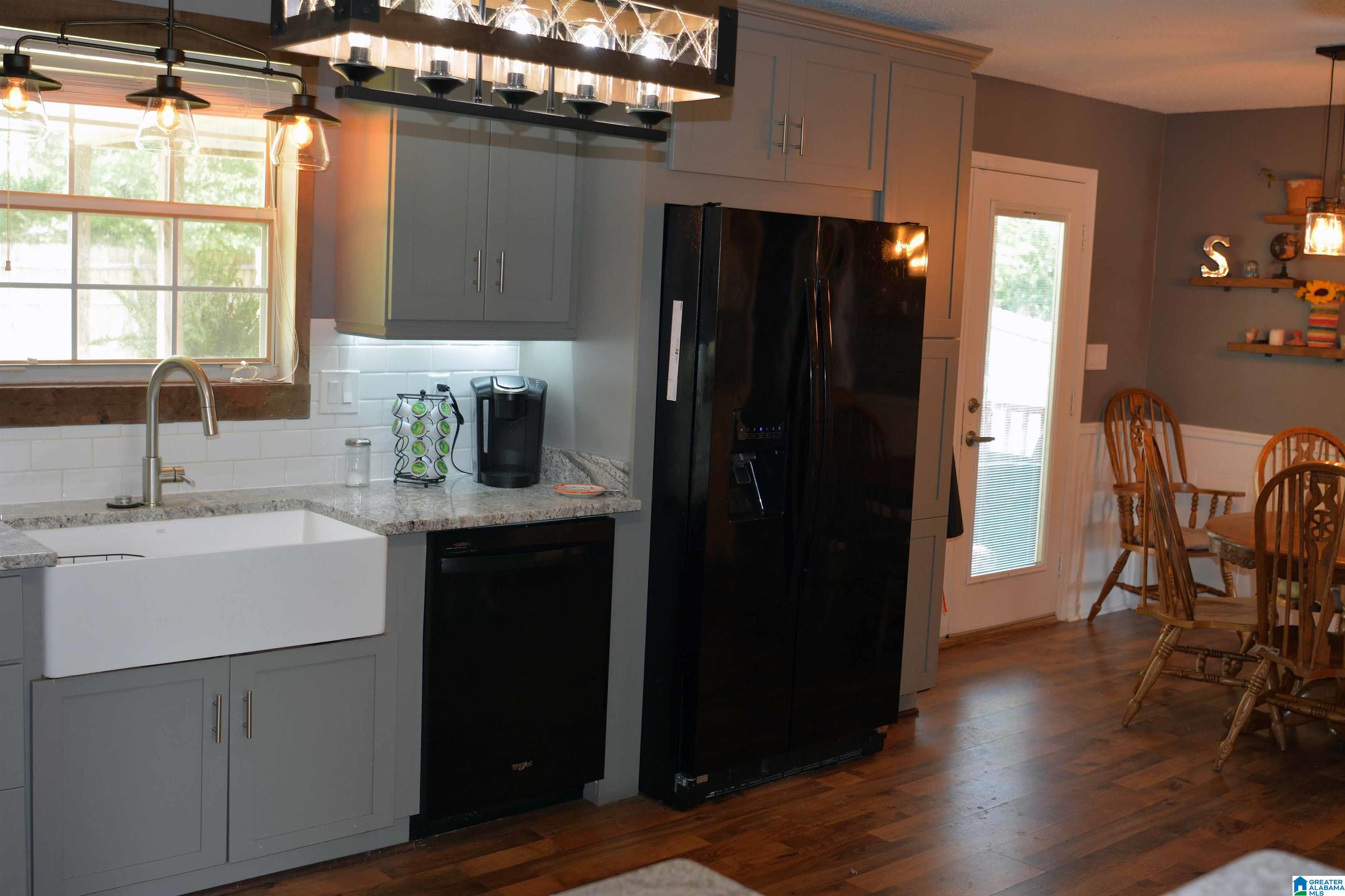 678 Kennedy Road Gardendale, AL 35071 - Photo 8 of 32