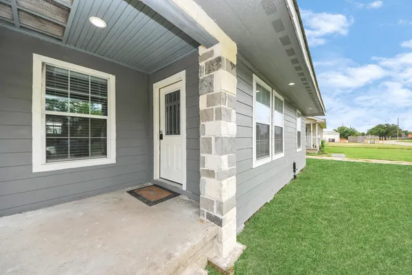 $220,000 | 117 Glasgow Street, Pasadena, TX 77506