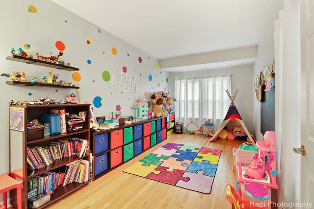 $789,000 | 2260 Congressional Lane, Riverwoods, IL 60015