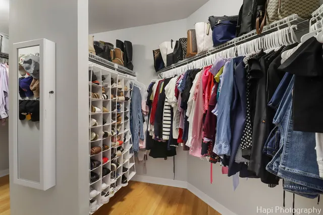 $789,000 | 2260 Congressional Lane, Riverwoods, IL 60015