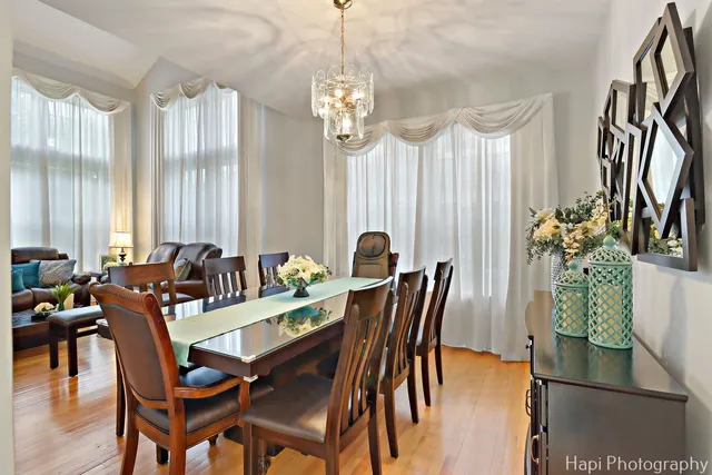 $789,000 | 2260 Congressional Lane, Riverwoods, IL 60015