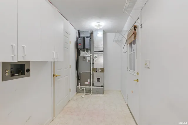 $245,000 | 1306 North Magnolia Drive, Marion, IL 62959