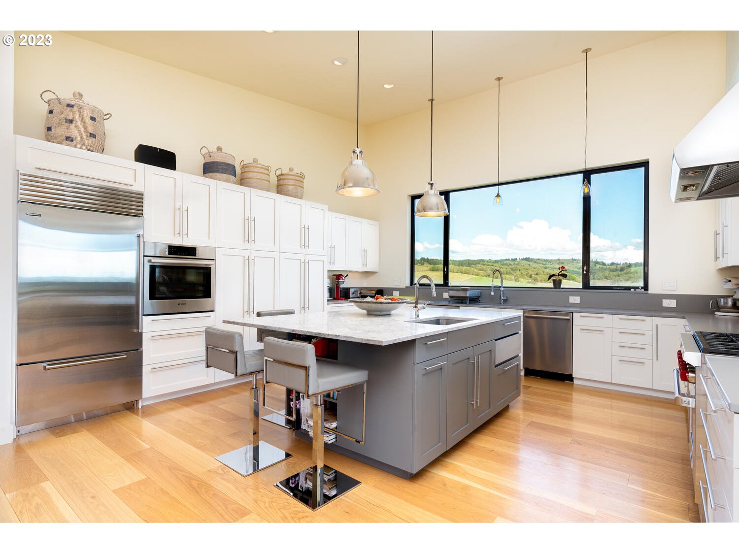 21707 Southwest Latham Road McMinnville, OR 97128 - Photo 14 of 46 Kitchen
