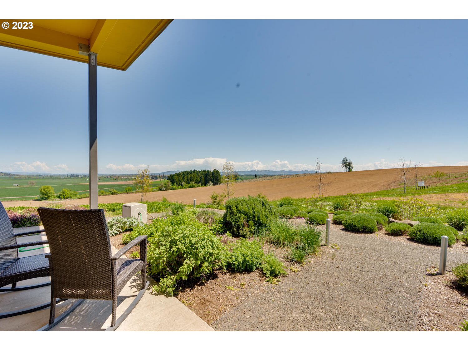 21707 Southwest Latham Road McMinnville, OR 97128 - Photo 19 of 46 Gallery Image 19