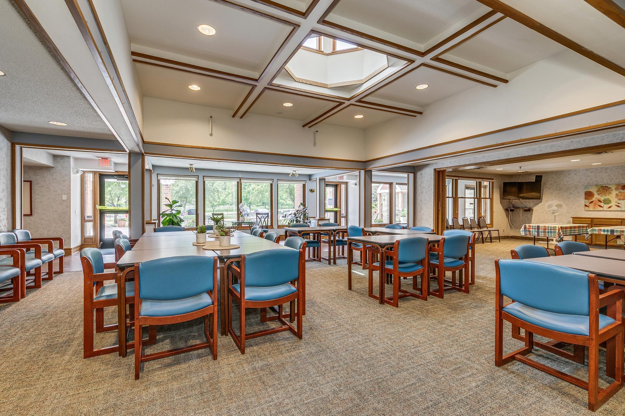 500 County B Road West, Unit 309 Roseville, MN 55113 - Photo 23 of 33