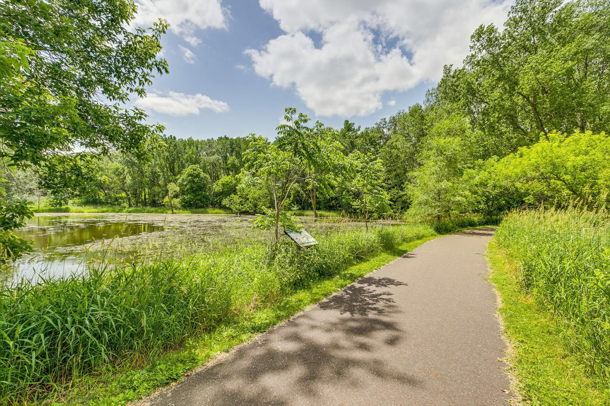 500 County B Road West, Unit 309 Roseville, MN 55113 - Photo 33 of 33