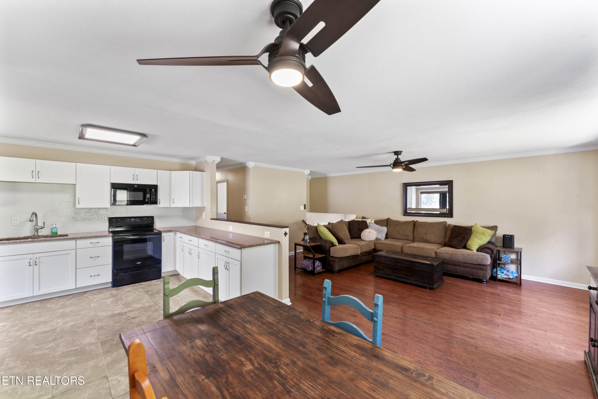 111 Mohawk Road Oak Ridge, TN 37830 - Photo 8 of 43