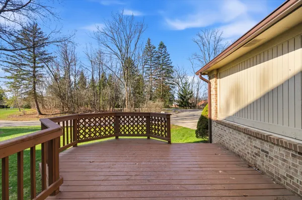 $299,900 | 6241 Gatewood, West Bloomfield, MI 48322